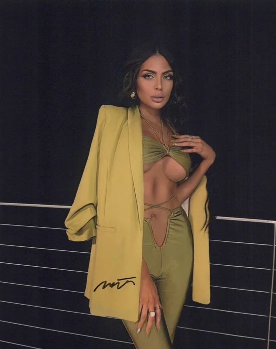 Meile Bishop autograph