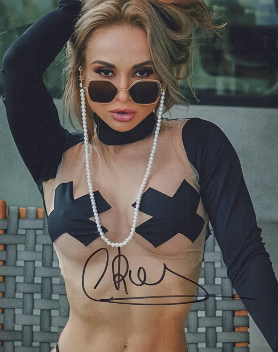 Crystal Rush autograph