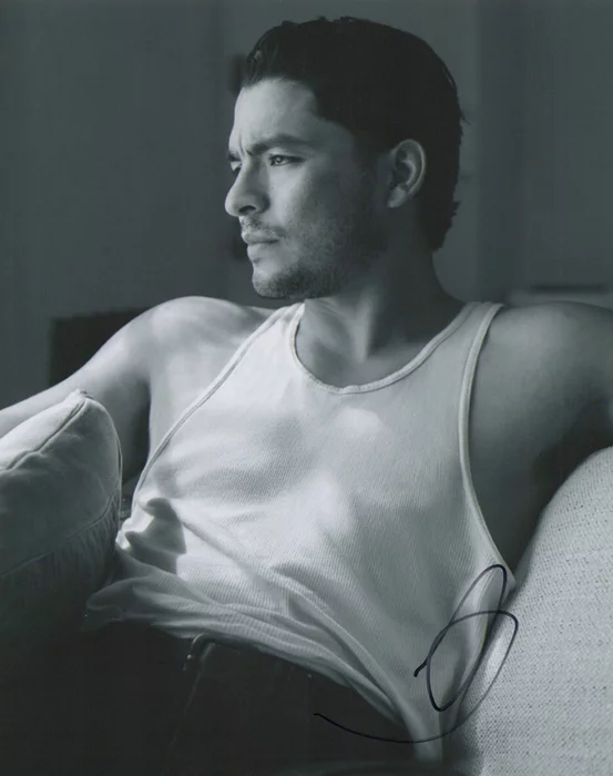 Bobby Soto autograph