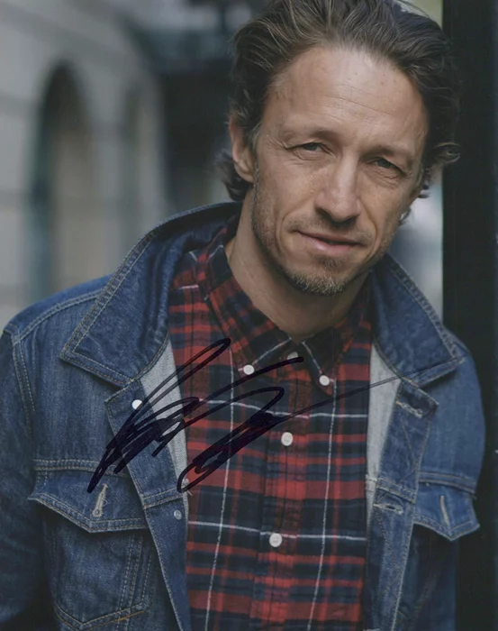 Bradley Stryker autograph