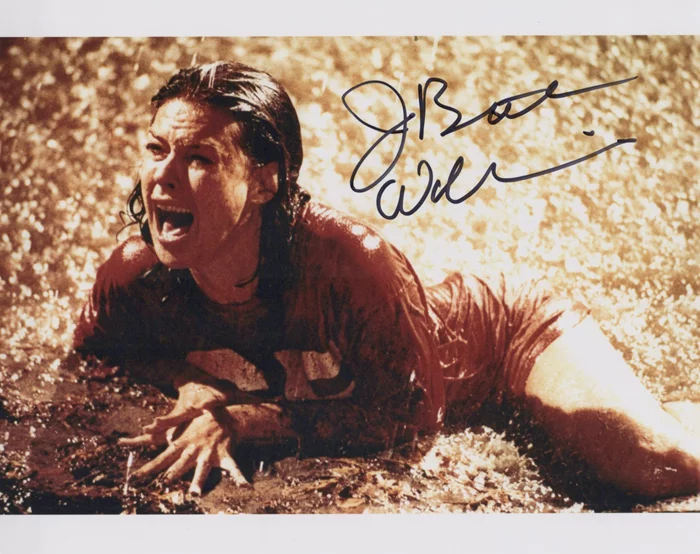 JoBeth Williams autograph