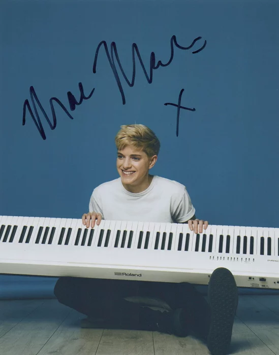 Mae Martin autograph