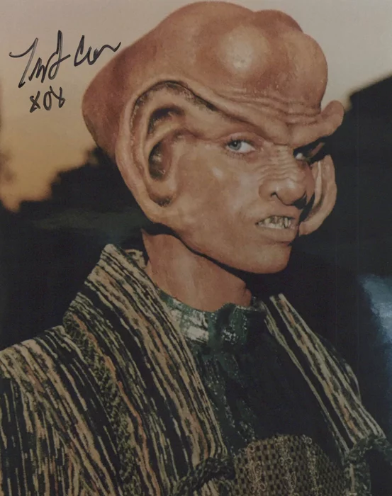 Tracee Cocco autograph