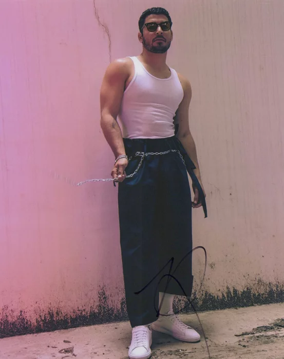 Bobby Soto autograph