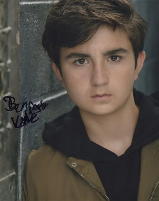 Benjamin Valic autograph