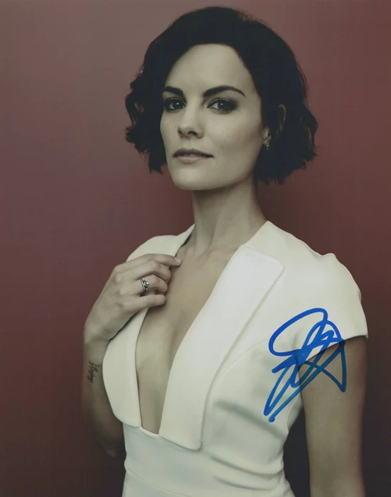 Jaimie Alexander autograph