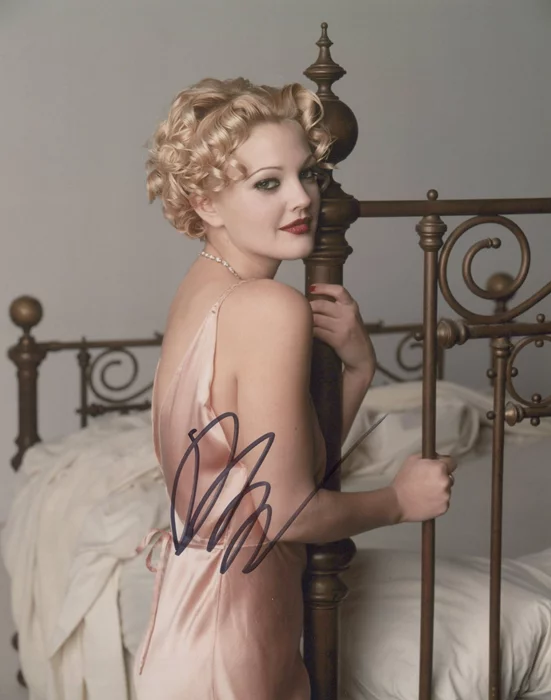 Drew Barrymore autograph