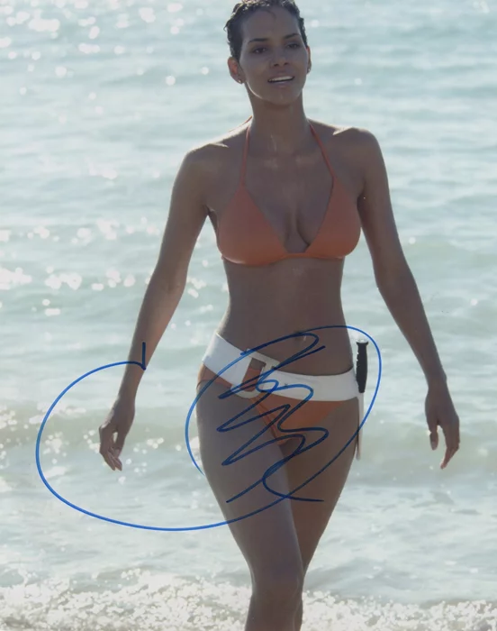 Halle Berry autograph