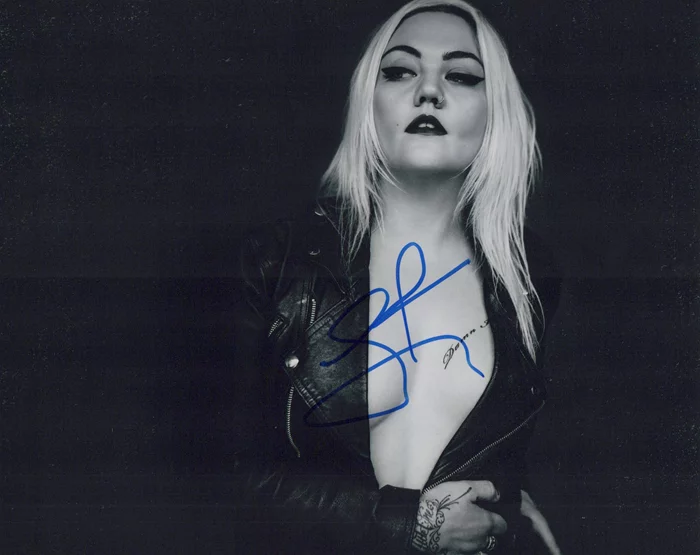 Elle King autograph