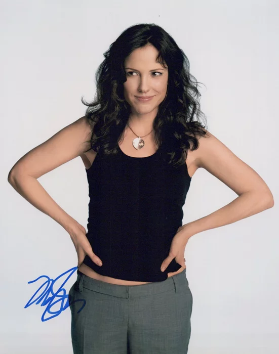 Mary Louise Parker autograph