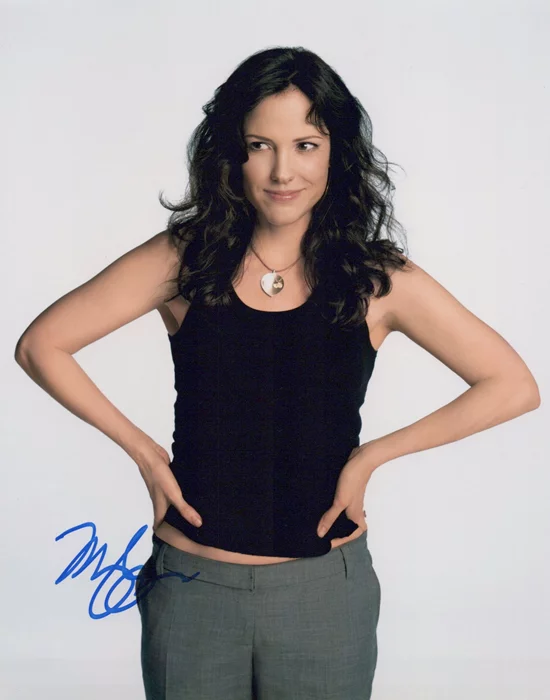 Mary Louise Parker autograph