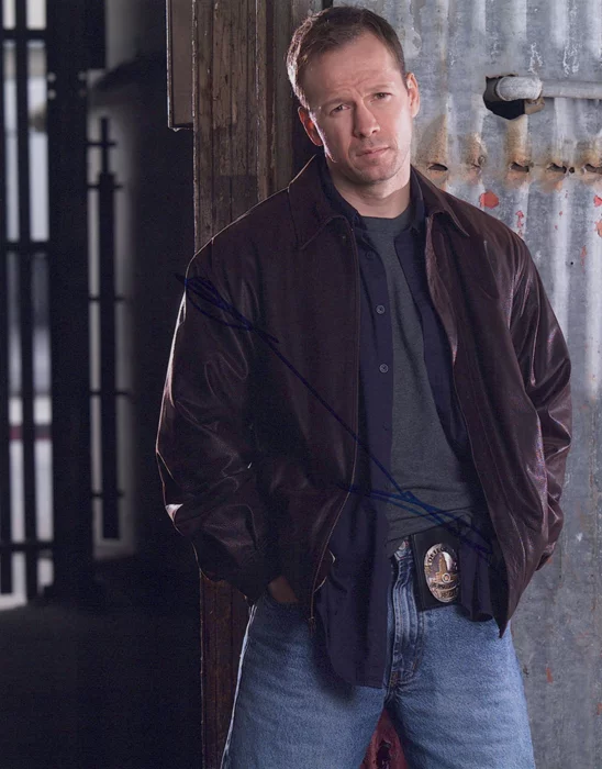 Donnie Wahlberg autograph