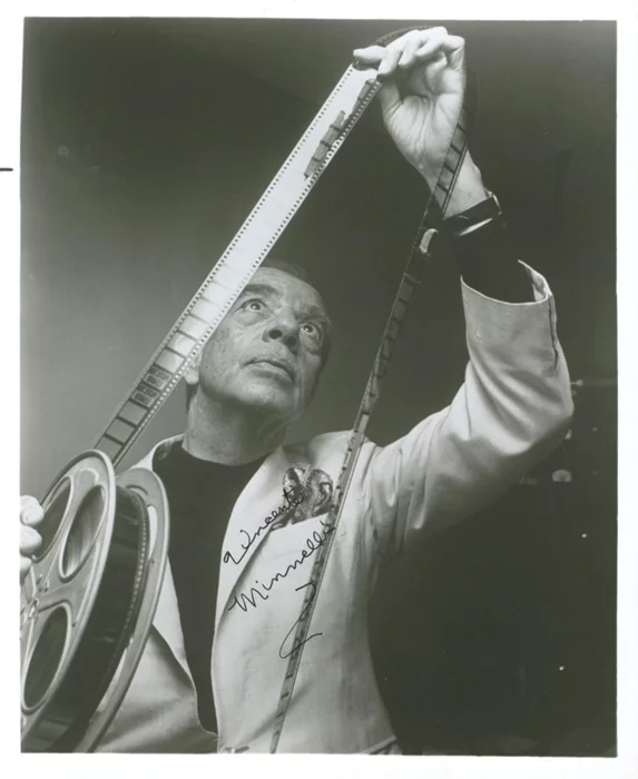 Vincente Minnelli autograph