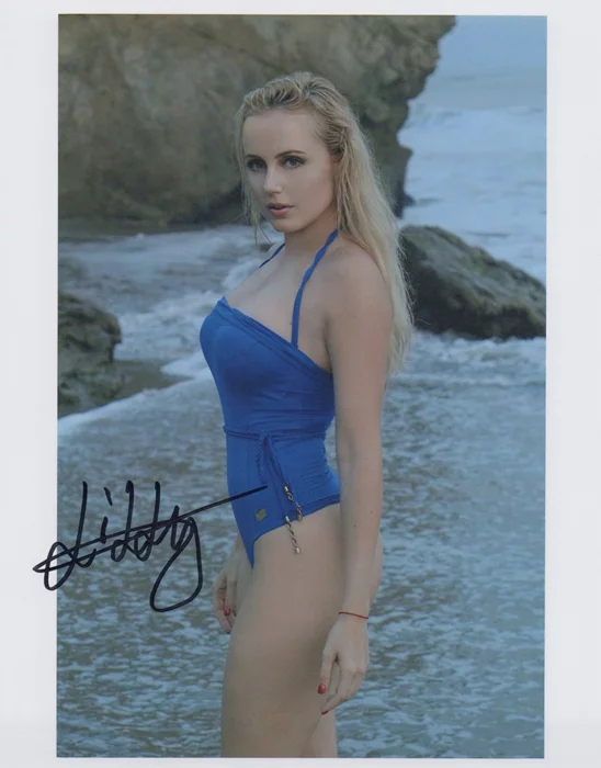 Lilian Lev autograph