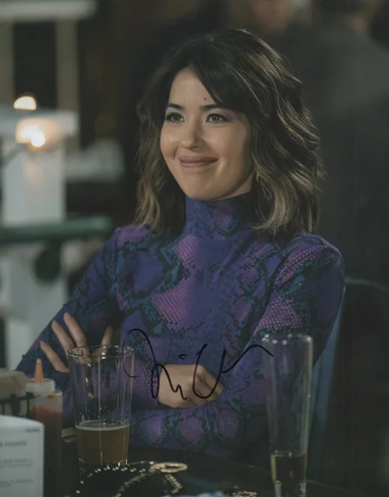 Nichole Sakura autograph