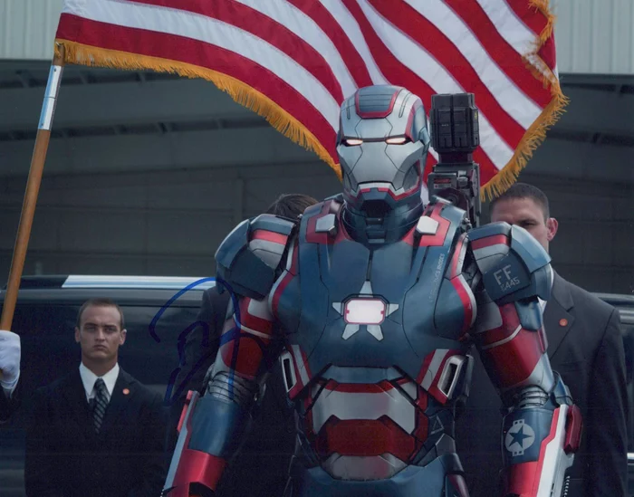 Don Cheadle autograph