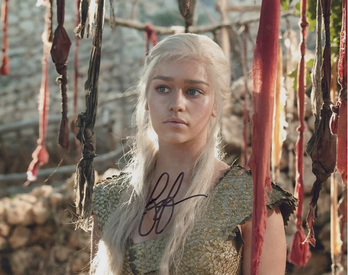 Emilia Clarke autograph