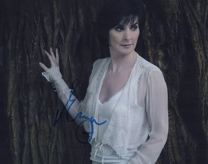 Enya autograph