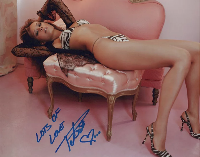 Petra Nemcova autograph