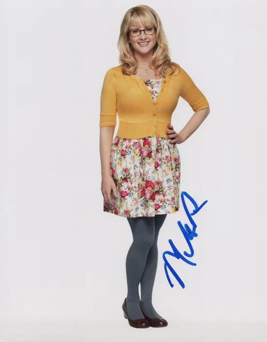 Melissa Rauch autograph