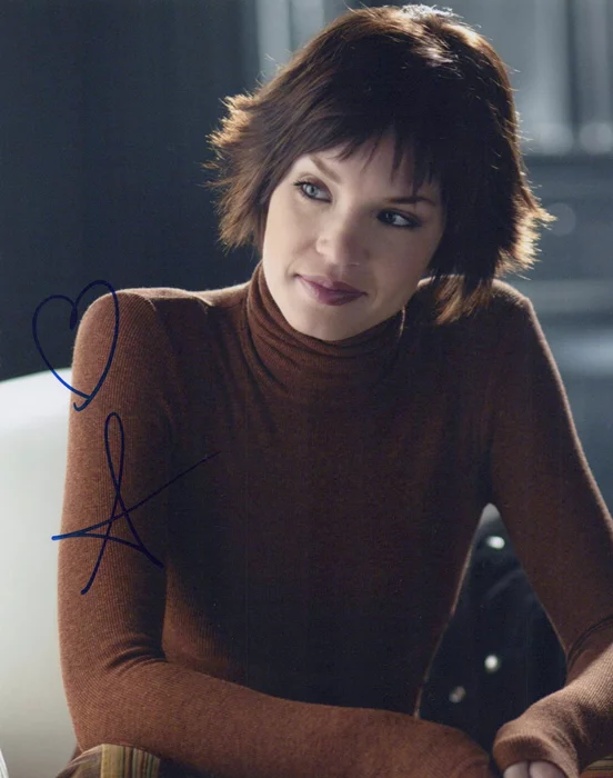 Ashley Scott autograph