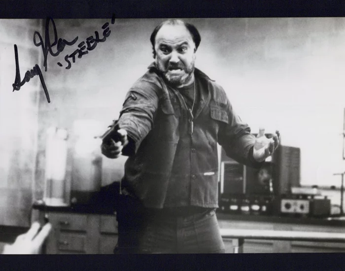 Gary Howard Klar autograph