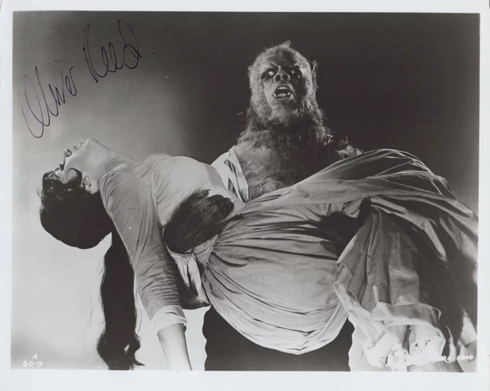 Oliver Reed autograph