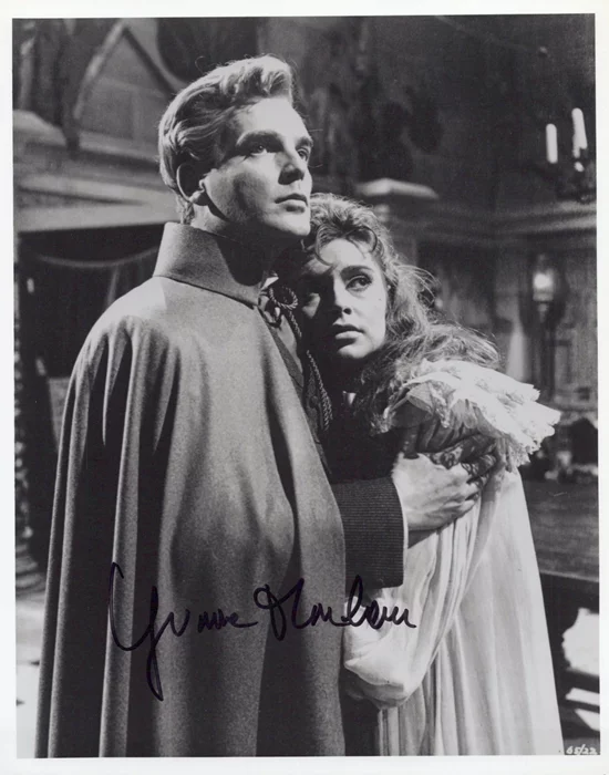 Yvonne Monlaur autograph