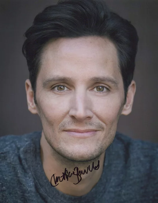 Christian Barillas autograph