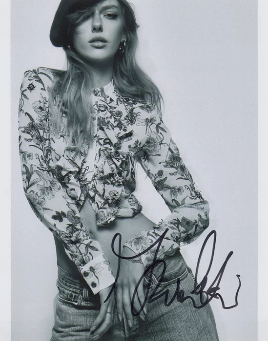 Jessica Belkin autograph