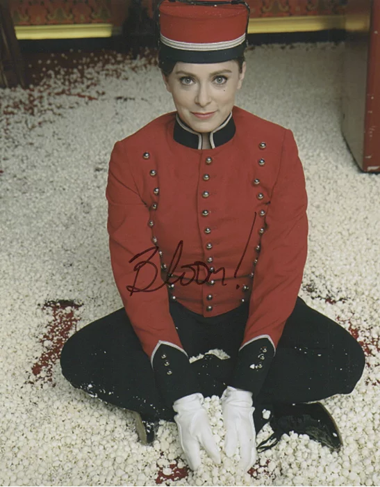 Rachel Bloom autograph