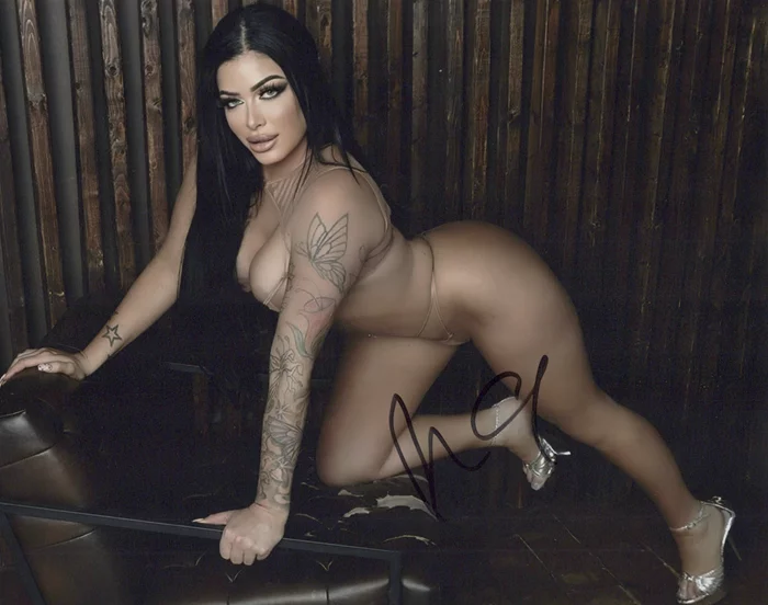 Jill Cisterine autograph