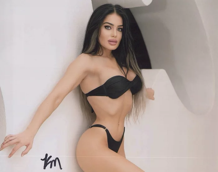 Kylee McGaha autograph