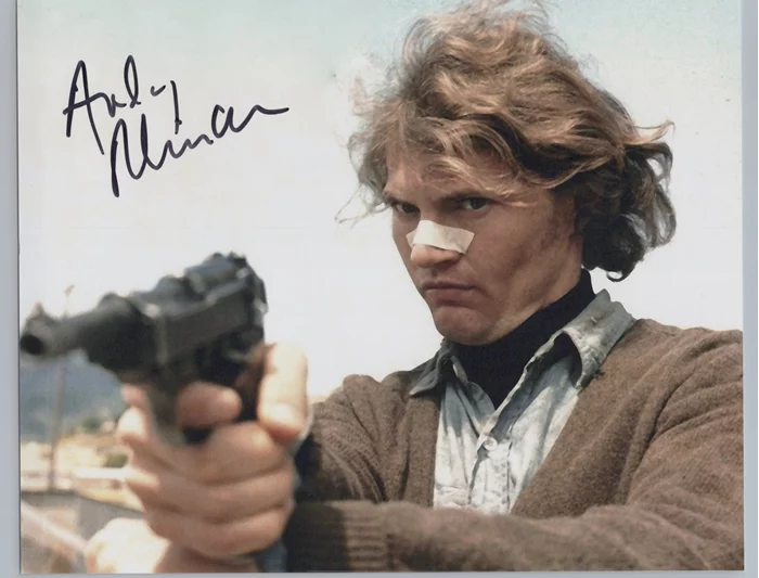 Andrew Robinson autograph