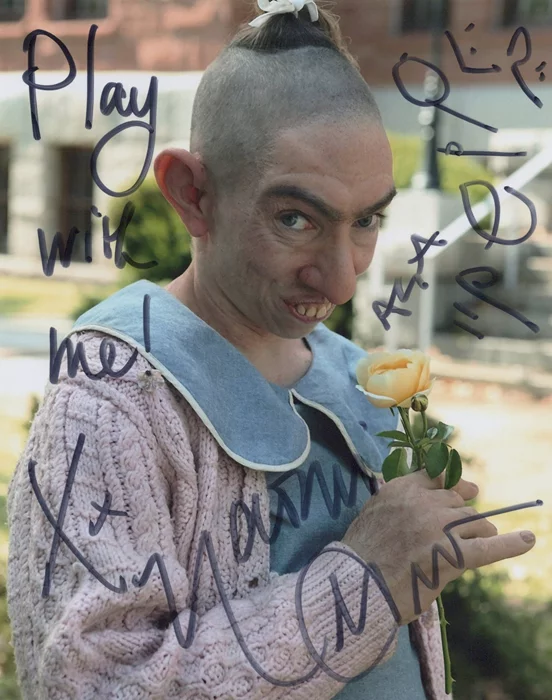 Naomi Grossman autograph