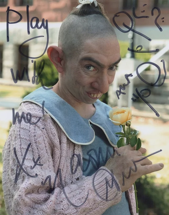 Naomi Grossman autograph