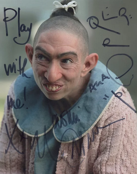 Naomi Grossman autograph