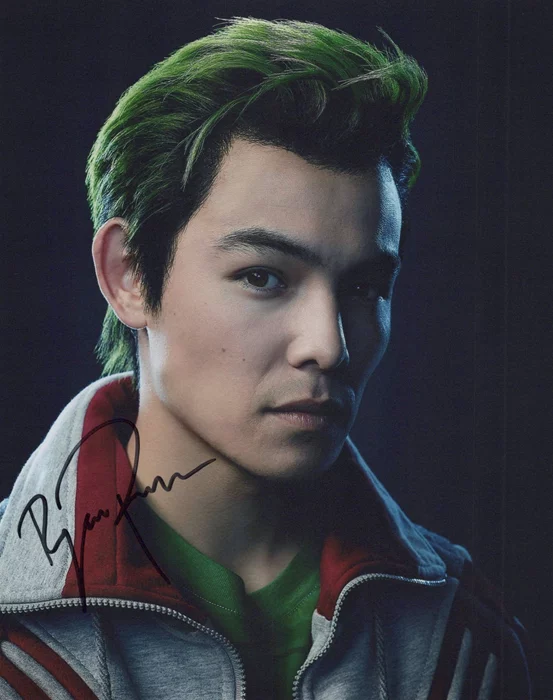 Ryan Potter autograph