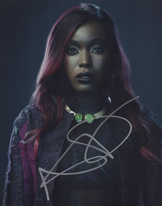Anna Diop autograph