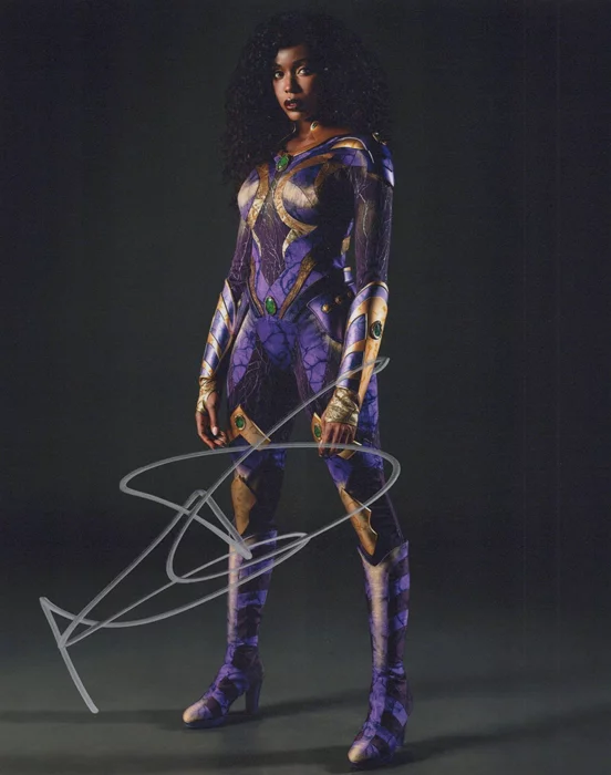 Anna Diop autograph
