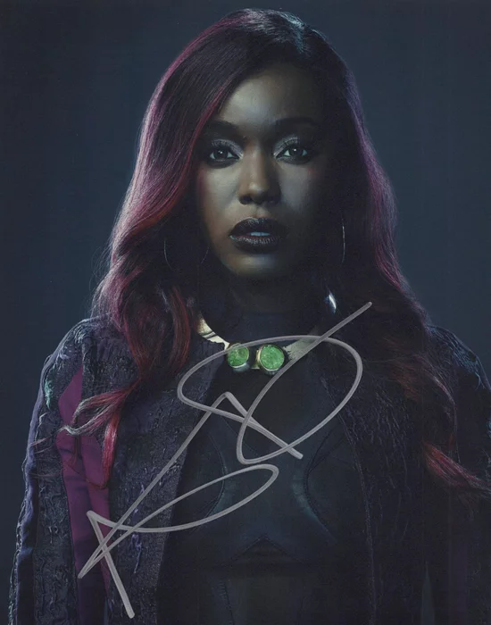 Anna Diop autograph