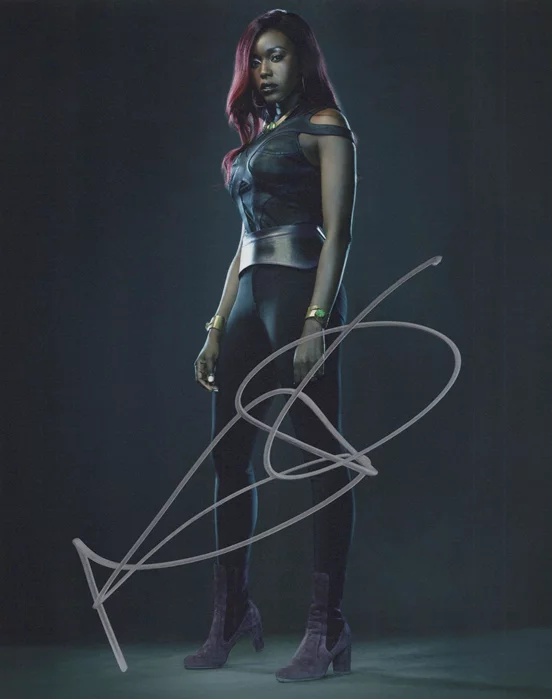 Anna Diop autograph
