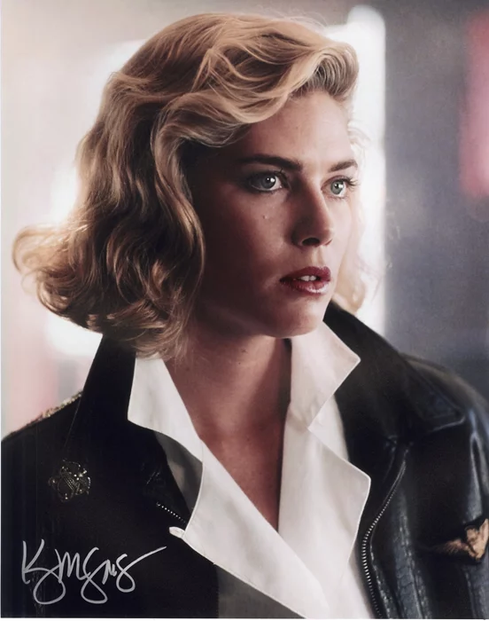 Kelly McGillis autograph