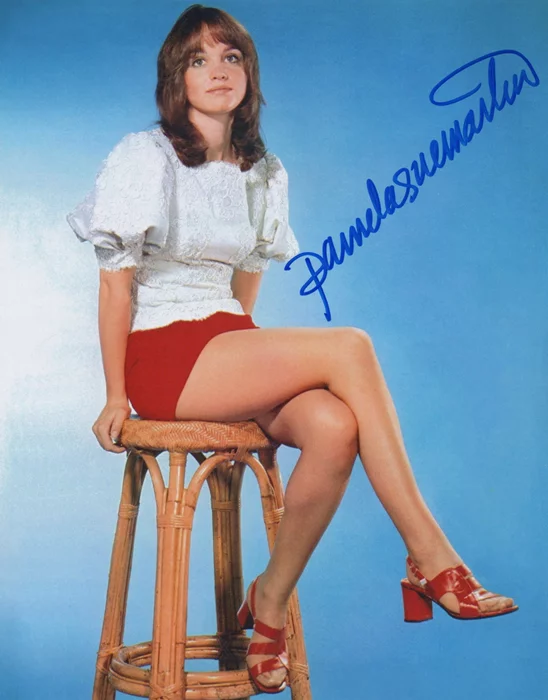 Pamela Sue Martin autograph