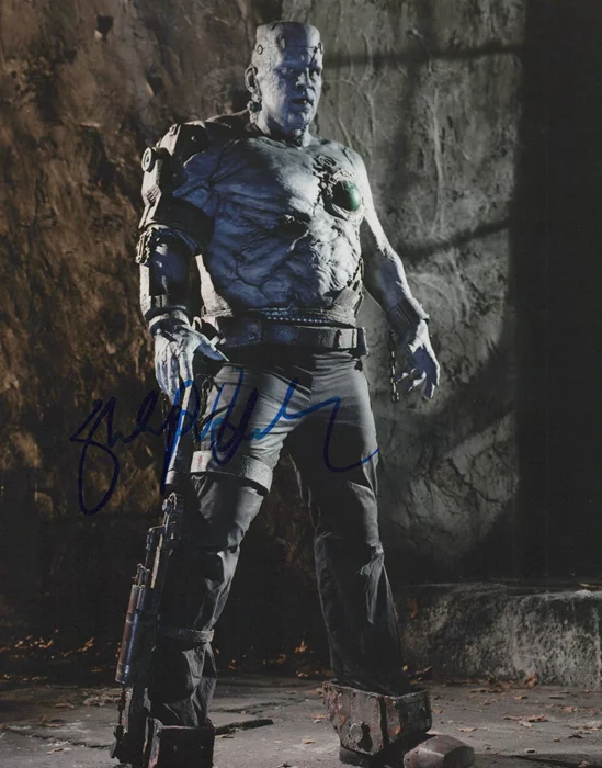 Shuler Hensley autograph