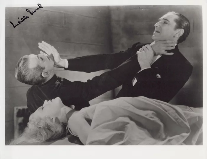 Lucille Lund autograph