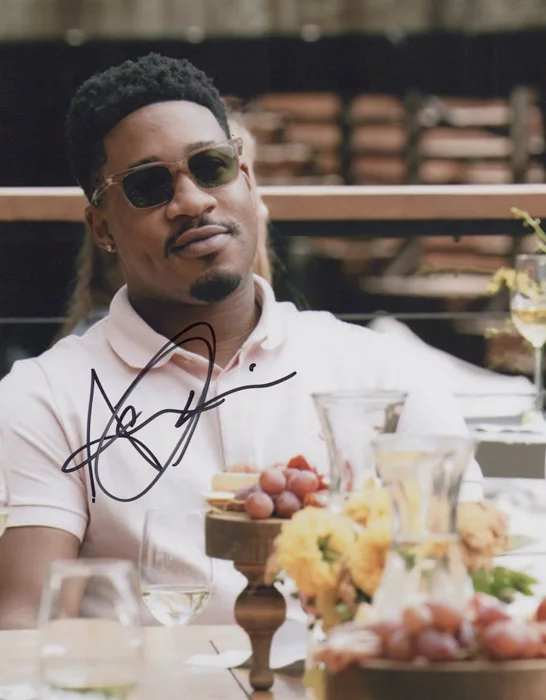 Aaron Jennings autograph