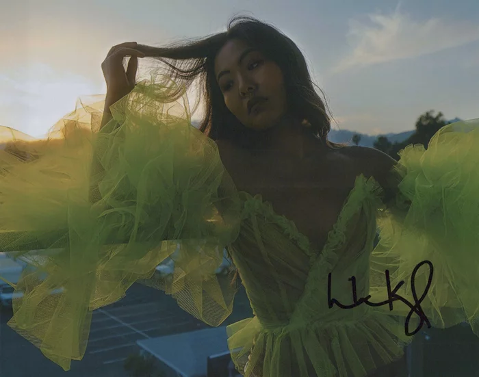 Nicole Kang autograph