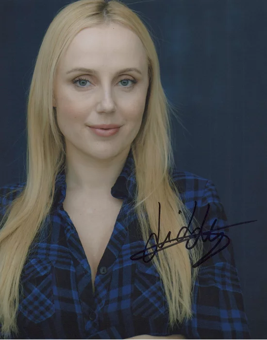 Lilian Lev autograph