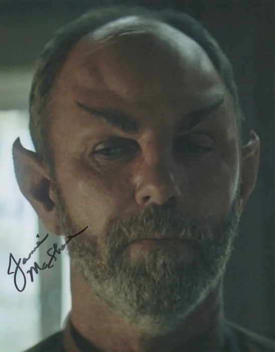 Jamie McShane autograph